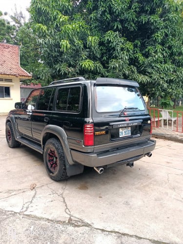 រថយន្តសំរាប់លក់