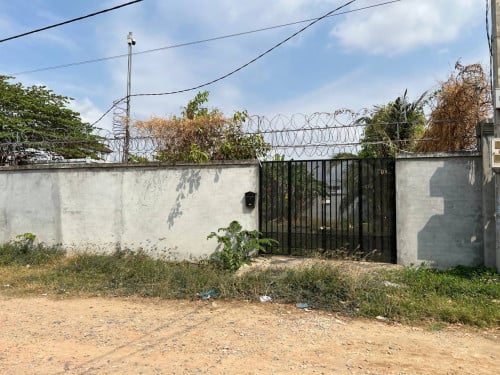 ដីជួលមានទូកុងតាន័រ​ ក្រាំងធ្នង់​ សែនសុខ​ ភ្នំពេញ​