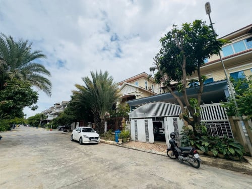 ផ្ទះលក់