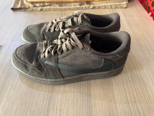 ស្បែកជេីងណៃនឹងភូម៉ាសុីន30$