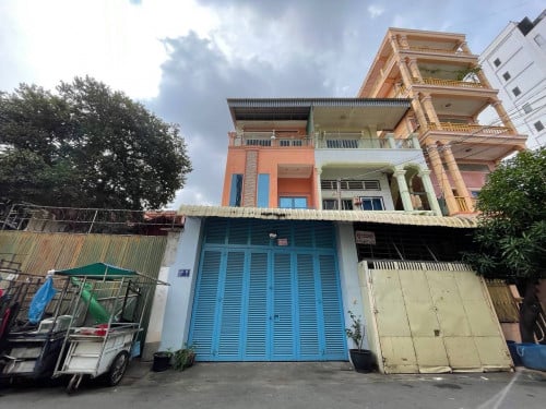 ផ្ទះសម្រាប់ជួល | House for Rent