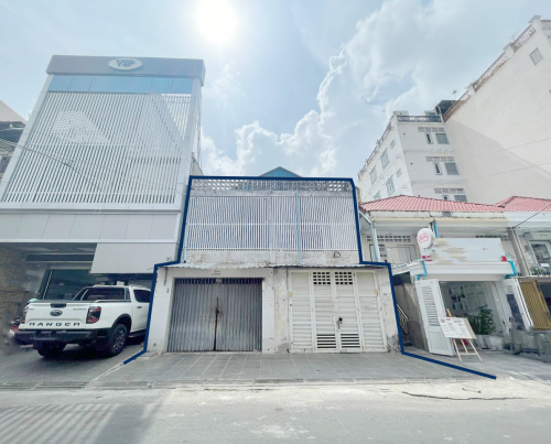 ផ្ទះសម្រាប់ជួល | House For rent