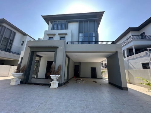 វីឡាទោលលក់ ផ្លូវ Parkland Blvd, បុរីChipmong Land 598