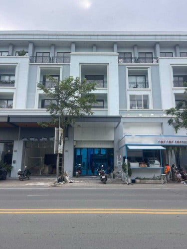 🏠ផ្ទះអាជីវកម្មសម្រាប់លក់  នៅក្នុងបុរីជីបម៉ុងលែនម៉ាក271