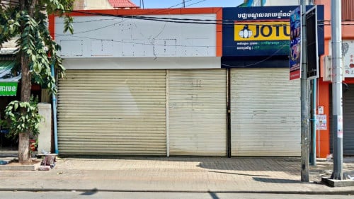 ឃ្លាំងសំរាប់ជួលចំការមន ទន្លេបាសាក់  /  Ware-House for rent Chomkarmon , Tonle Bassac