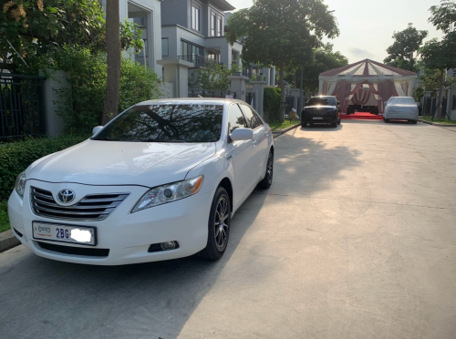 Camry 07 Le  លក់