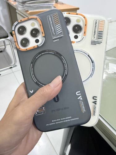 Case for iPhone 16 Pro Max (លក់ឡៃឡុងចោល)