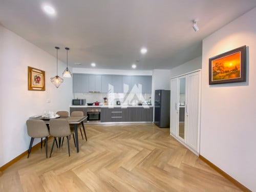 Condominium For rent In