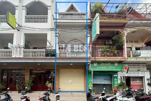 DABEST PROPERTIES: 4 Bedroom House Near Pub Street In Siem Reap