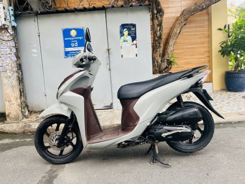 HONDA VISION 790$(110cc,year 2015,from Japan)have ID 🪪 crad មានកាតគ្រី