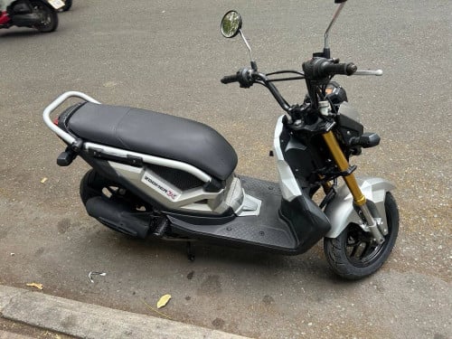 Honda Zoomer-X