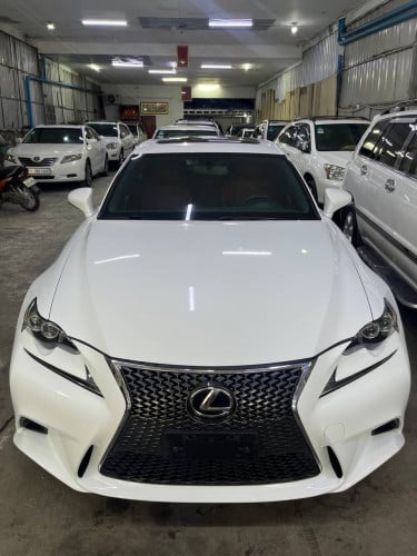 IS 200T 2016 F-sport cherry 🍒