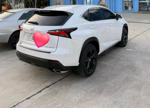 Lexus nx 200t 2015 full option 2BW