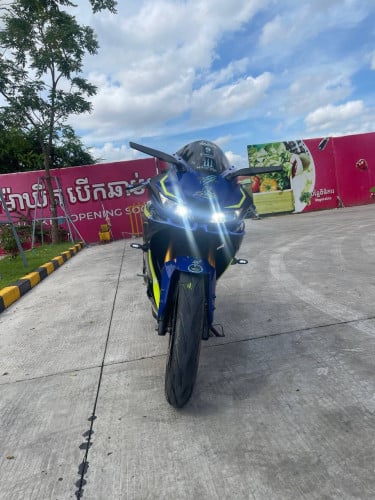 លក់ប្រញាប់ 1410$ R15 2012 លក់ធូរ ស៊ីម៉ាំងលេងទីតានៀម 1590ចរចា 0976603511