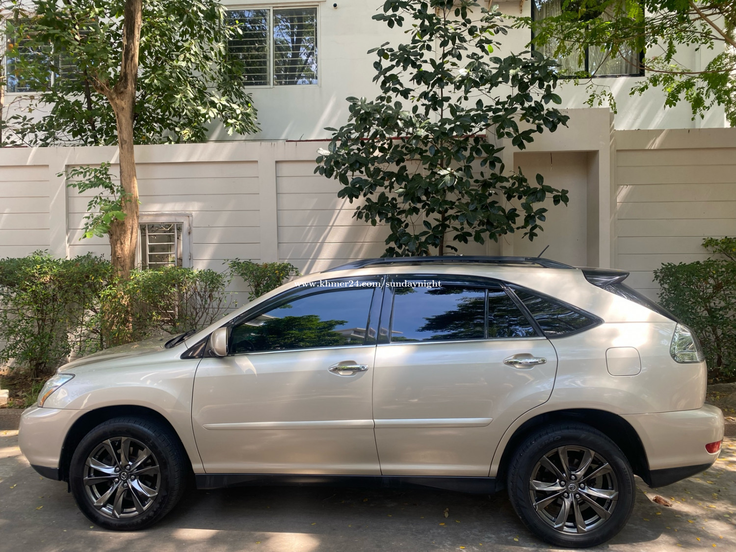 ឡានសំរាប់លក់ Lexus RX400h HF ឆ្នាំ០៦ ប៉ុង១ ឡានជិះផ្ទាល់ខ្លួន ...