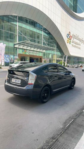 រថយន្តសម្រាប់លក់