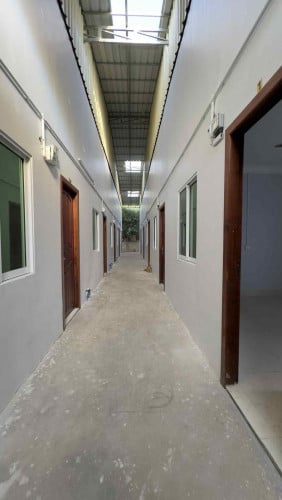 បន្ទប់ជួលក្បែរសាលា ២ ជាន់