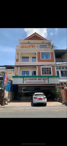 ផ្ទះសម្រាប់ជួល ផ្ទះមាន40បន្ទប់ នៅផ្សារអូរឡាំពិក