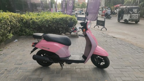 ម៉ូតូលក់