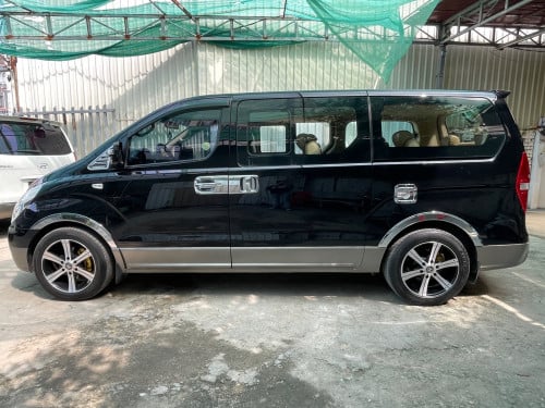 ស្តារិចឆ្នាំ2010 HVX full option ឡានសន្លឹកពន្ធ