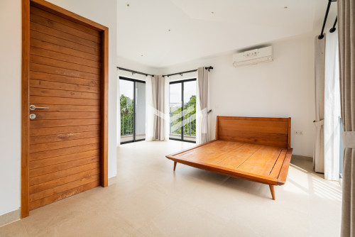 វីឡាសម្រាប់លក់-Luxury Villa For Sale , Veal Sbov📍