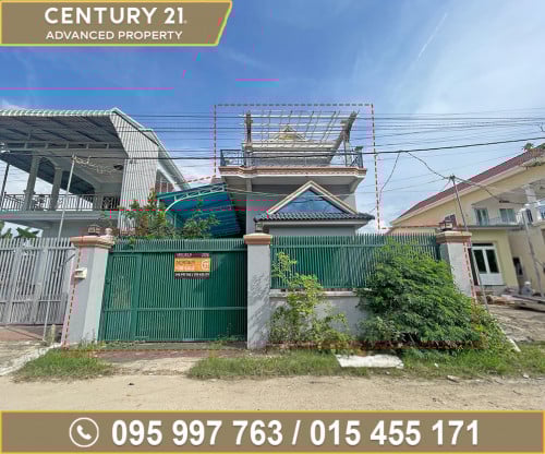 🏘 ផ្ទះ នៅជិតសាលាសង្កាត់វាលស្បូវ ត្រូវការលក់បន្ទាន់ខ្លាំង