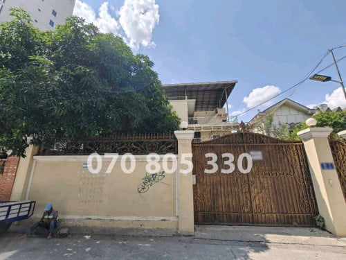 វីឡាសំរាប់ជួល | Villa for rent