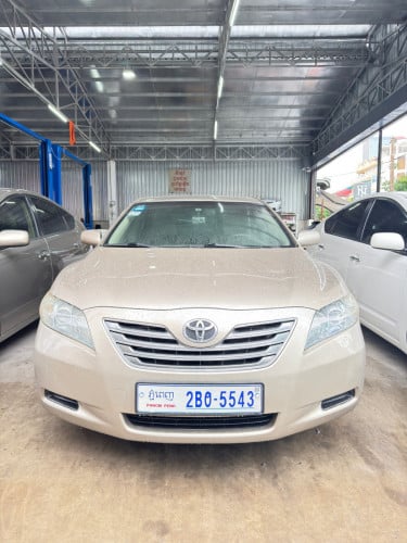 07 Hybrid full option ឡាន​ស្អាត​ថ្មី​