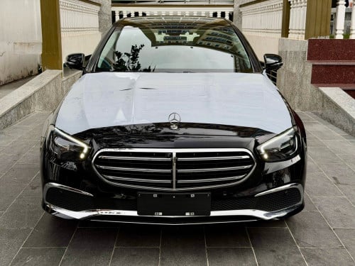 2022 Mercedes E300L LWB