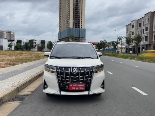 Alphard 2015 upgrade 2021 for rent