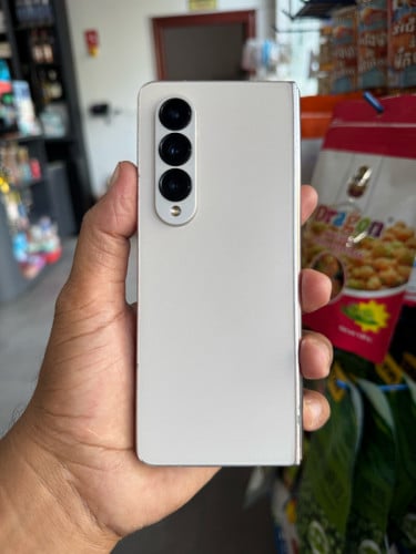 Fold4 12g/256g ប្រេីបានតែអេក្រង់ក្រៅ​ (អេក្រង់​ក្នុងខូច)👉$185