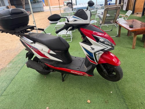 Honda Elite 2018