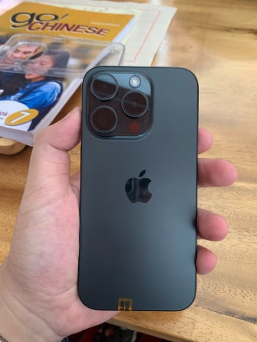 iPhone 15 pro 128g LL/A battery 100% (ដូចថ្មី) សាកថ្ម 7 ដង ដូចរូប បញ្ជាក់ bypass wifi only