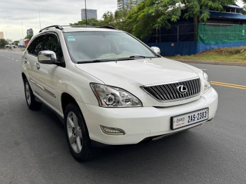 Lexus 330 pong1 2AS ពន្ធផ្លូវរួច20800$
