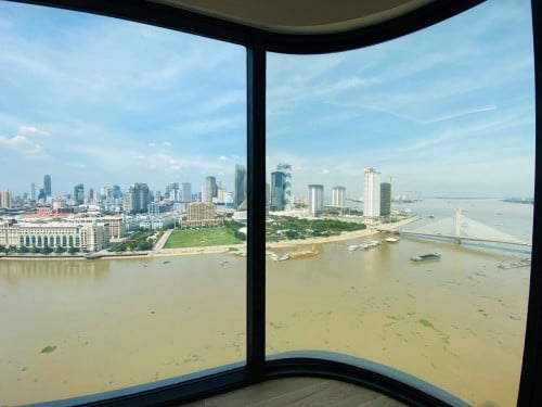 Luxury Condo 2 bedroom corner at Koh Norea