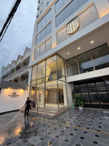 New Condo for rent in toul svay prey st 338