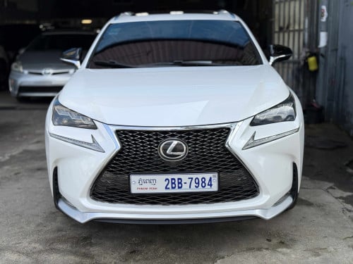 Nx 200t f Sport  2015 ឡានថ្មី អត់បាញ់ថ្នាំ