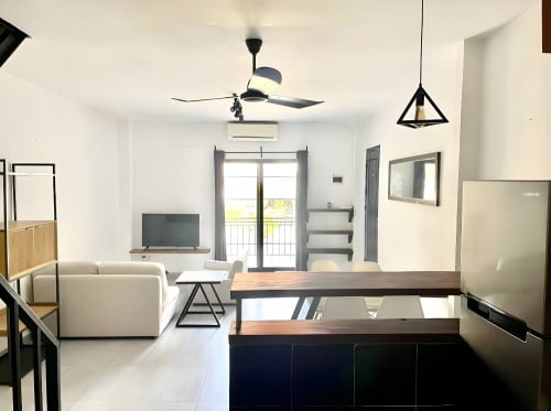 Renovated Two-Bedroom Duplex Apartment- Near Royal Palace