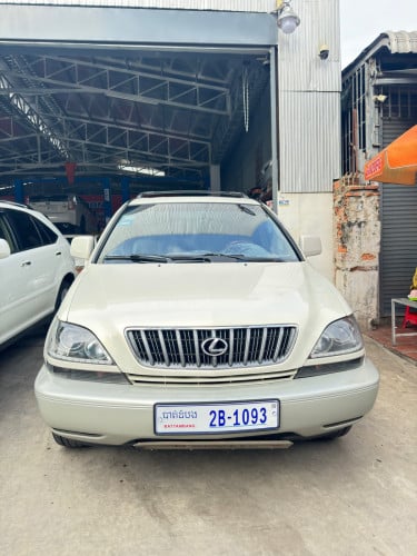 RX300.ប៉ុង​មួយ​ ឡាន​ស្អាត​ថ្មី​ តម្លៃ​ល្អ​