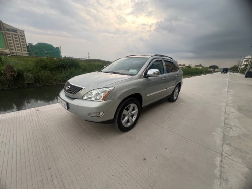 RX330 ឆ្នាំ 04 ប៉ុង1 ធានាថ្មី ស្អាត