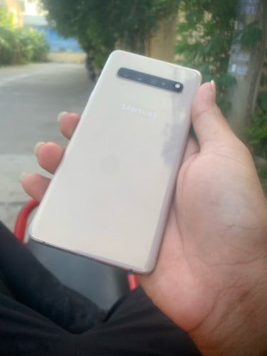 S10 Plus 5G ដានដូចរូប ដានខ្លាំង ប្រេីបានធម្មតា