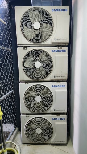 Sumsung Air-conditioned