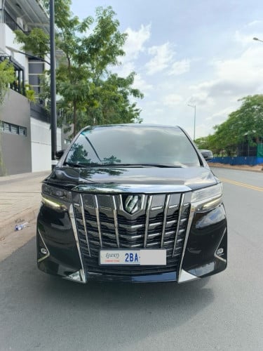 Toyota Alphard 2018 V6 Russia full option