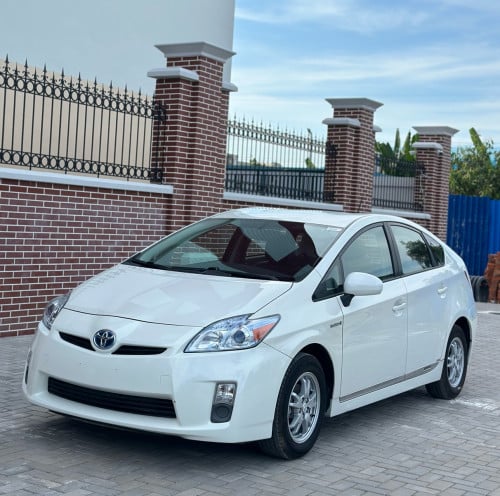 Toyota Prius 2010 option 4 មូលមួយជុំ⭐️