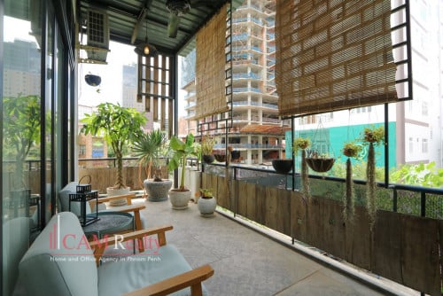 Western style 3-bedroom duplex renovated apartment for rent in BKK1 area – Phnom Penh.