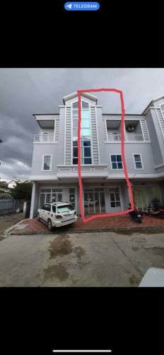 ផ្ទះលក់បន្ទាន់ នៅកណ្តាលក្រុងភ្នំពេញ តំលៃក្រោមទីផ្សារ