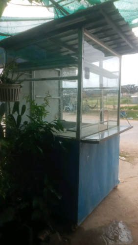 ទូកាហ្វេលក់ឡៃឡុង