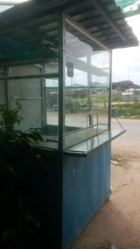 ទូកាហ្វេលក់ឡៃឡុង