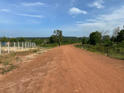 លក់ដីនៅព្រះសីហនុ