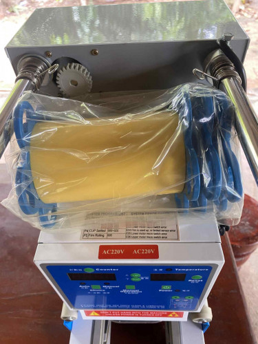 លក់ម៉ាស៊ីនអ៊ុតគម្របកែវថ្មីមិនទាន់បានប្រើ